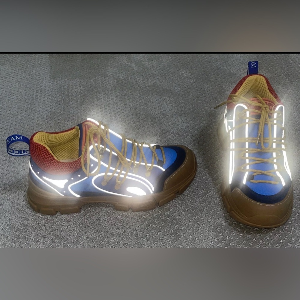 PRICE DROP!!
$270 (was $395)
GUCCI Flashtrek’s Blue Gum - Picture 3 of 14